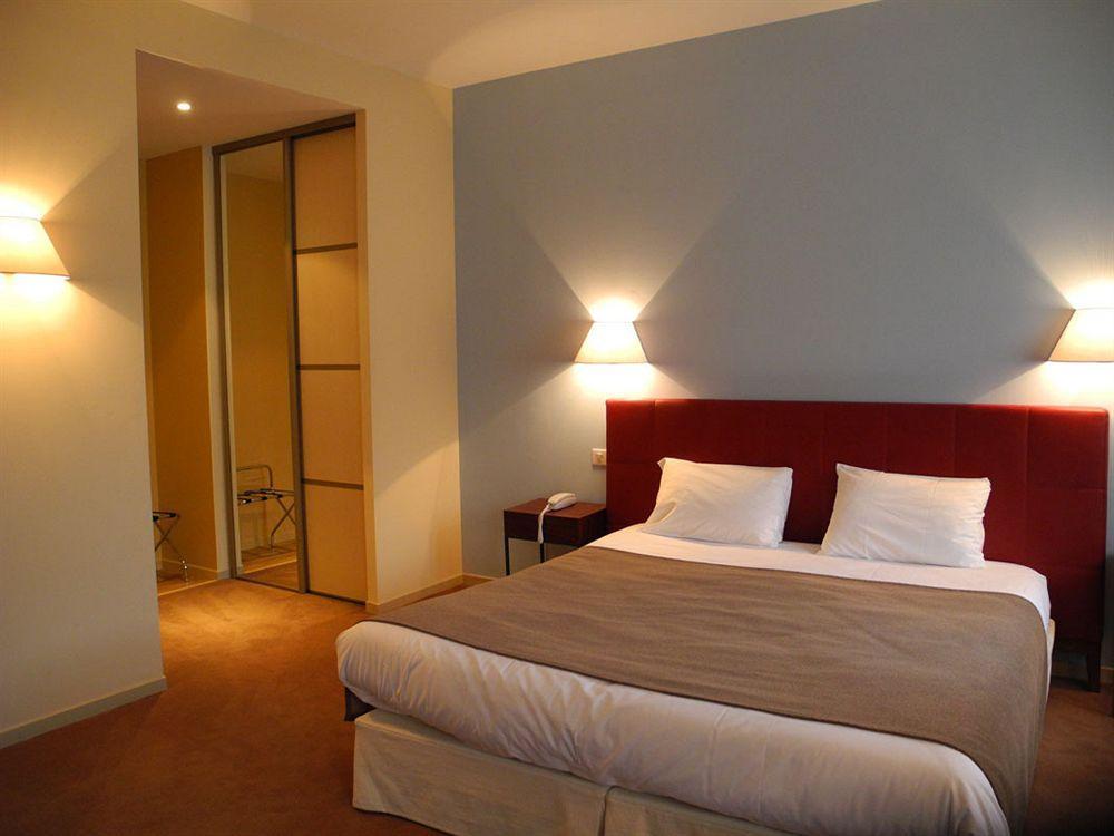 Clarion Suites Corneille Luchon Bagnères-de-Luchon Exteriör bild